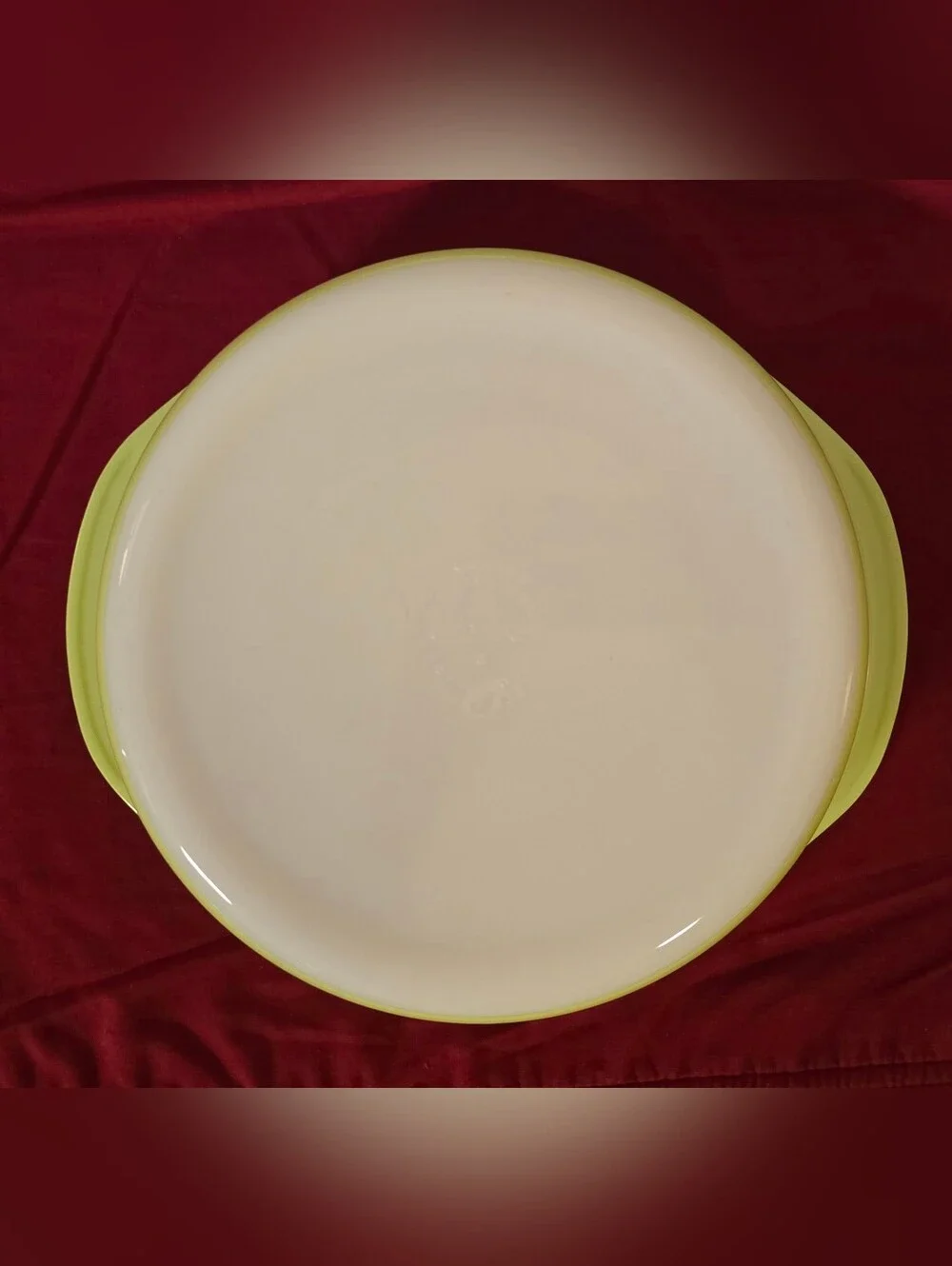 Mid Century Pyrex Lime Green #221 8 Inch Round Casserole Baker USA